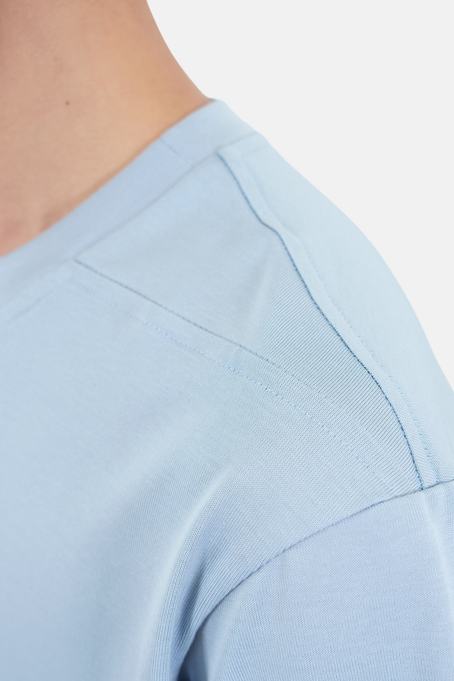 Binder Tee